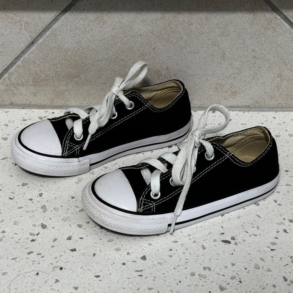 Boys Converse All Stars Sneakers